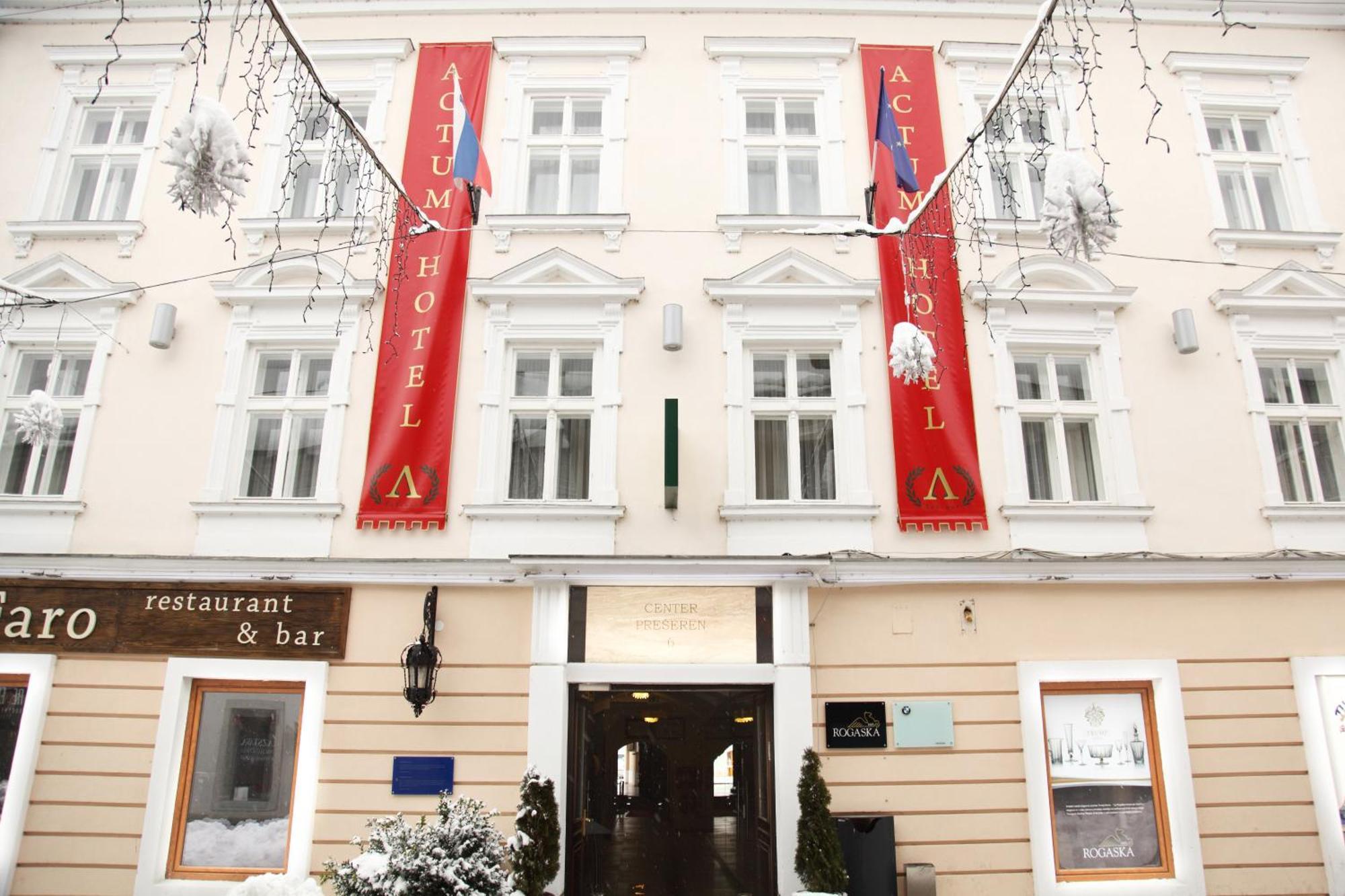 Hotel Actum Kranj Exterior foto