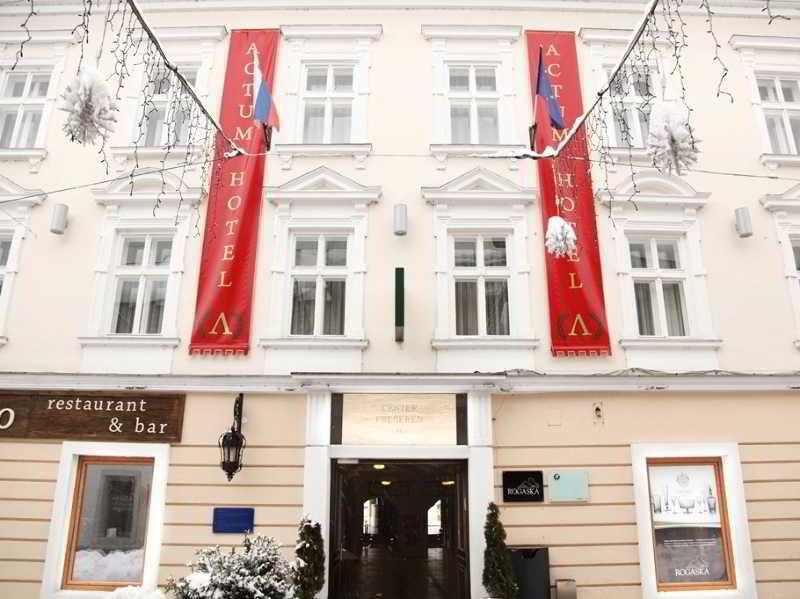 Hotel Actum Kranj Exterior foto